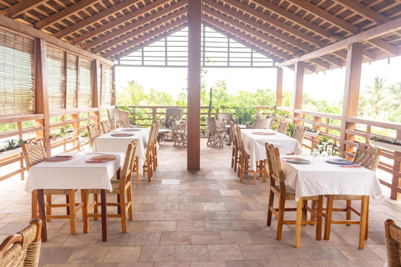 Hotel Otsunami Lomé Exterior photo